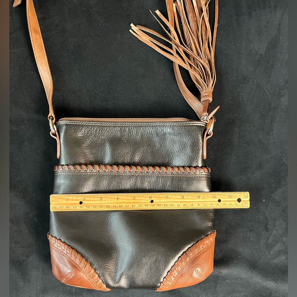 Ili black leather crossbody with brown leather detailing. - Picture 12 of 13